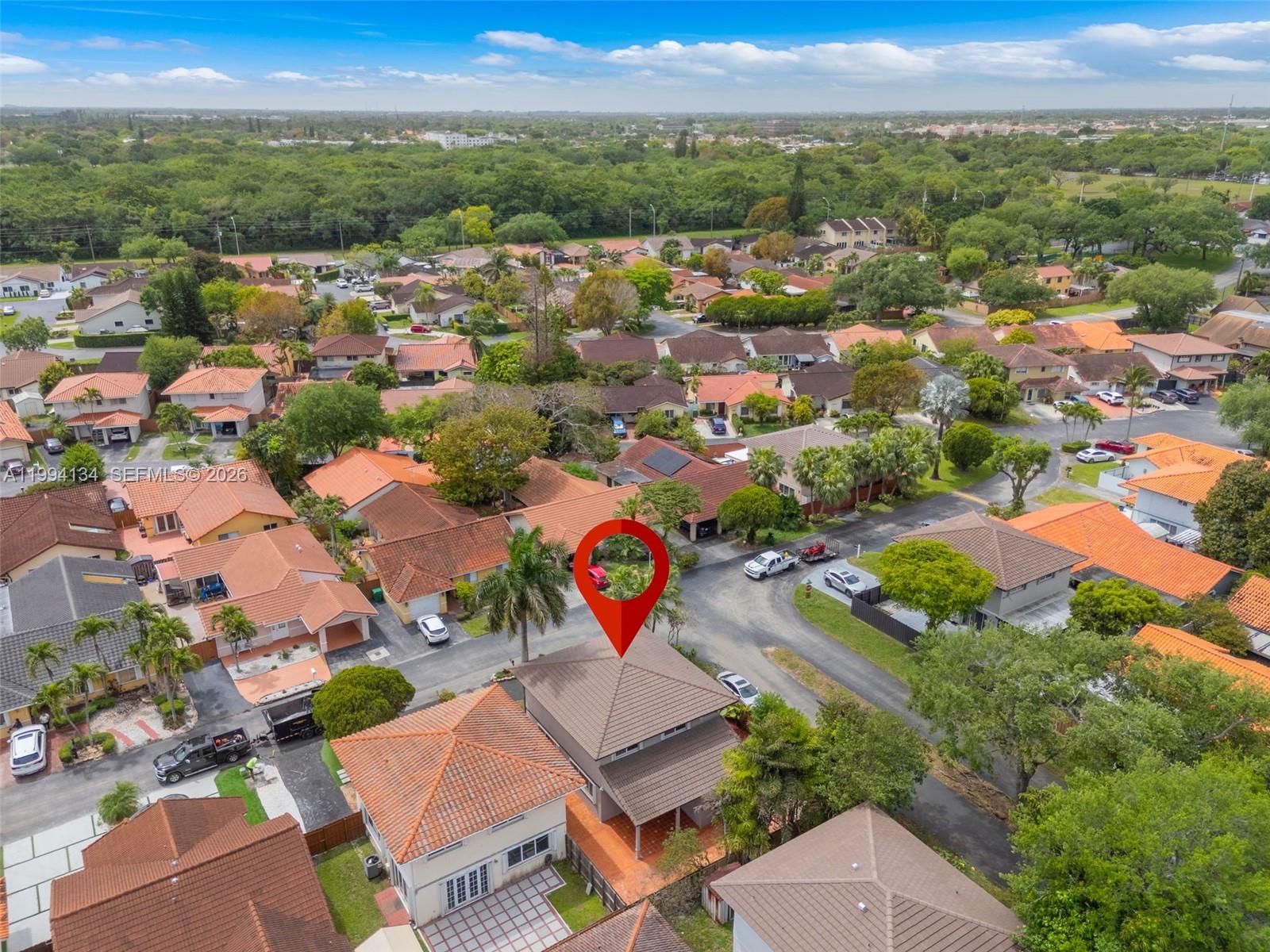 11319 Southwest 73rd Lane Miami, FL 33173 - Photo 39 of 43 an aerial view of residential houses with outdoor space and river