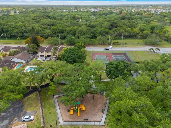 $725,000 | 11319 Southwest 73rd Lane, Miami, FL 33173