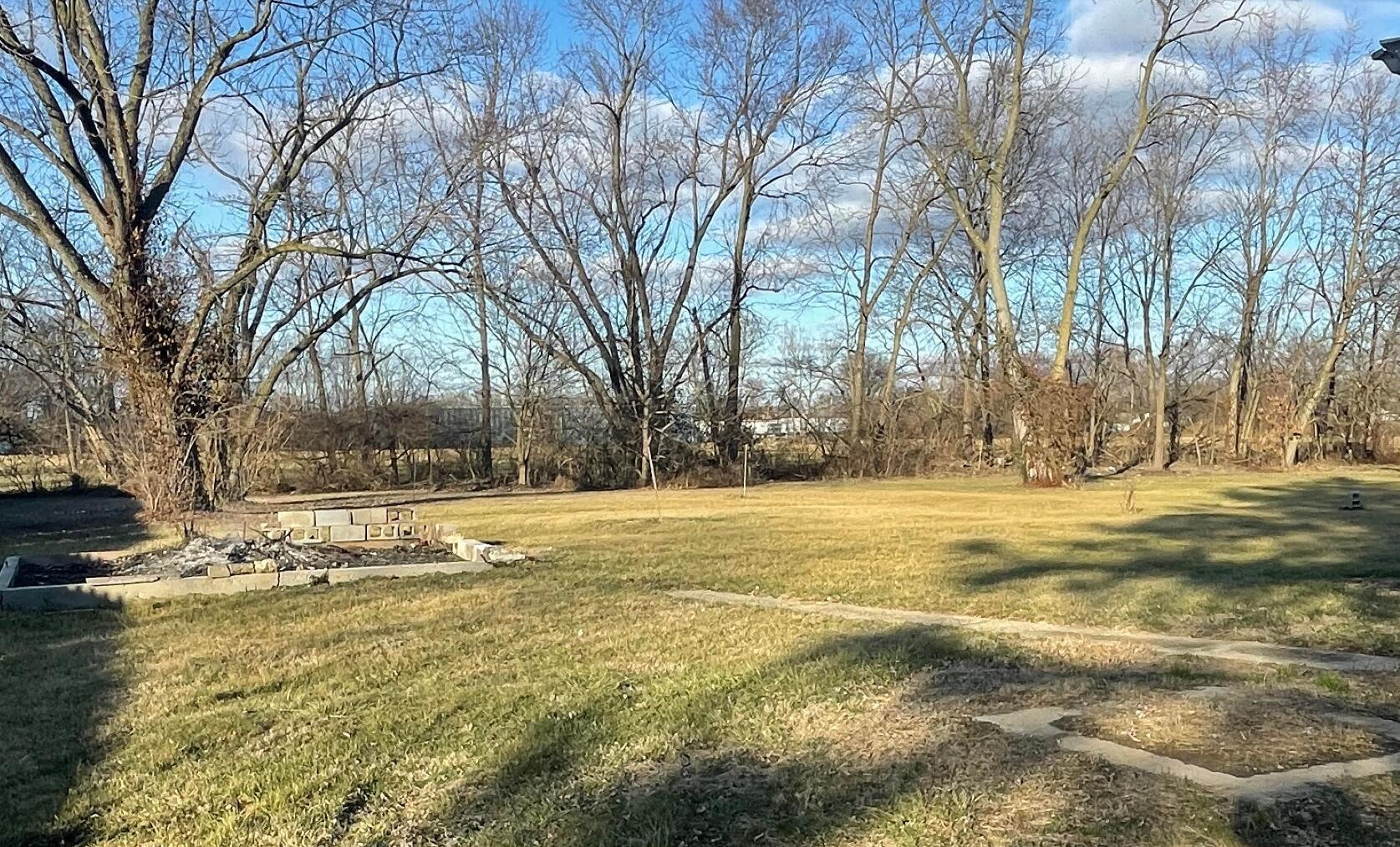 1144 Koebel Road Columbus, OH 43207 - Photo 3 of 17 Koebel Yard