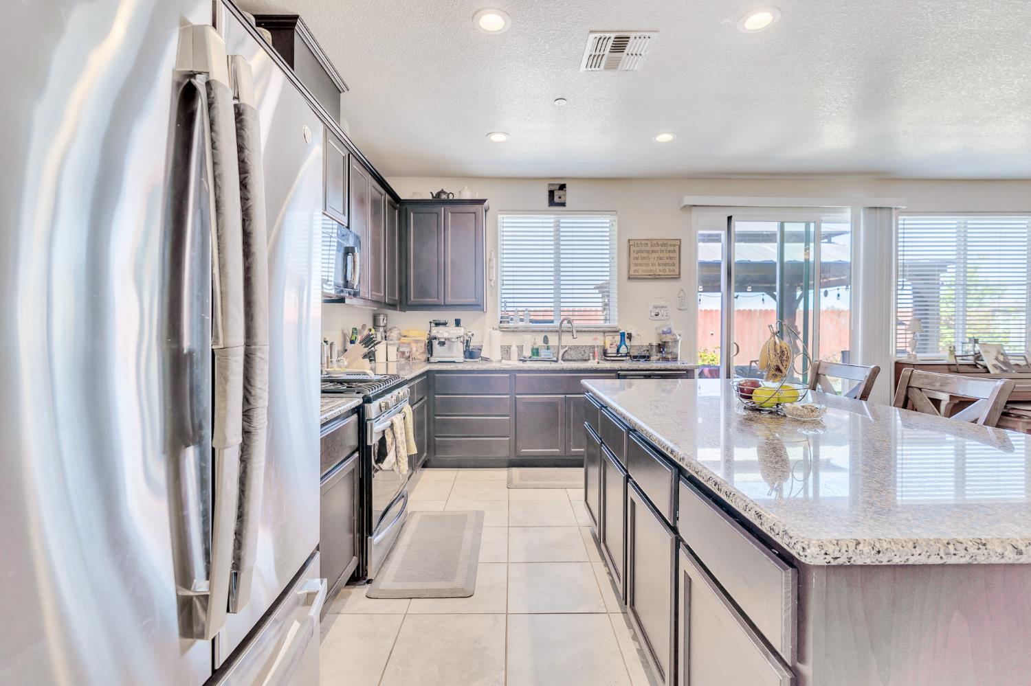 652 Pinelli Drive Los Banos, CA 93635 - Photo 20 of 51