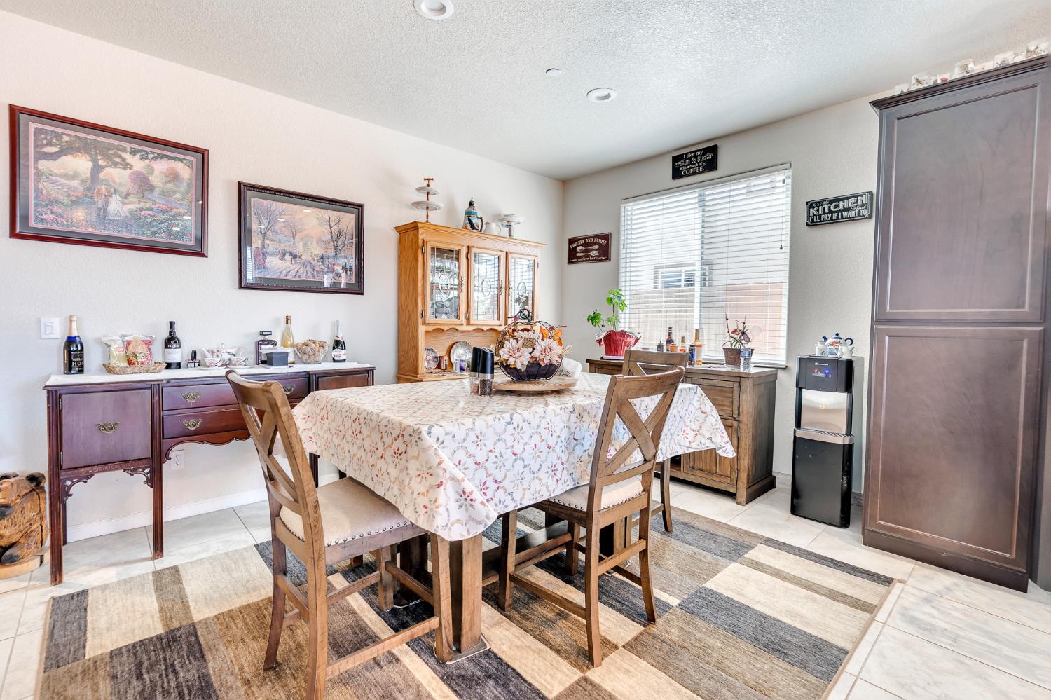 652 Pinelli Drive Los Banos, CA 93635 - Photo 7 of 51