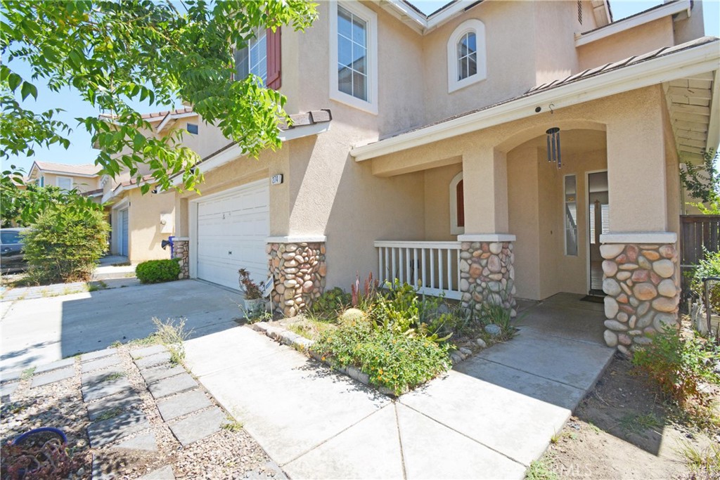 274 Settlers Road Upland, CA 91786 - Photo 2 of 23