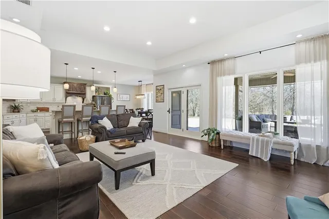 $509,000 | 116 Westfield Road, Pittsburg, KS 66762