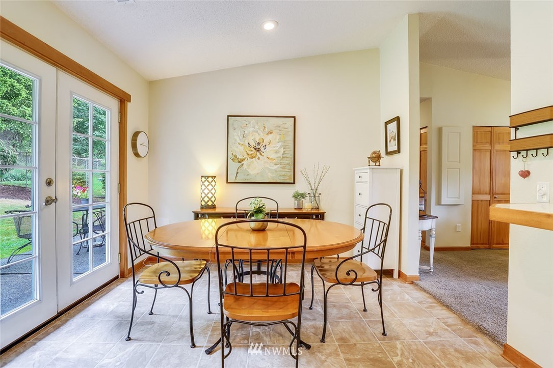 16522 133rd Place Southeast Renton, WA 98058 - Photo 11 of 23 Gallery Image 11