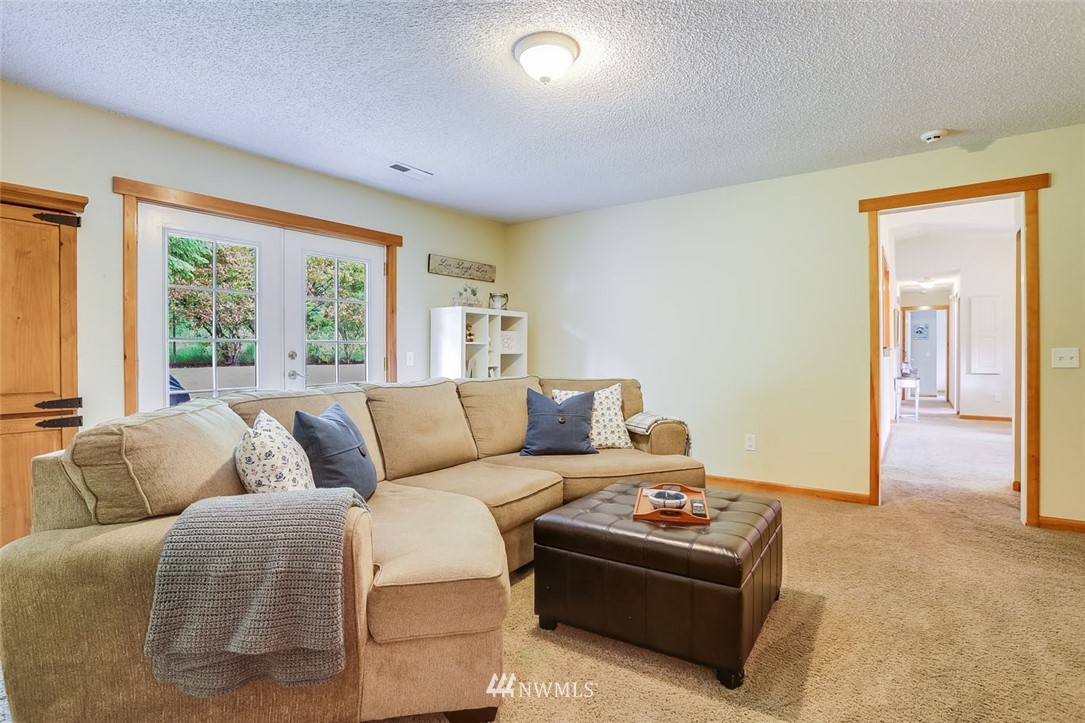 16522 133rd Place Southeast Renton, WA 98058 - Photo 13 of 23 Gallery Image 13