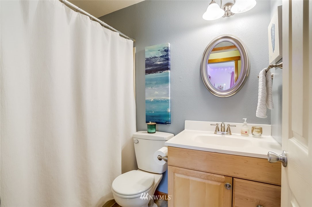 16522 133rd Place Southeast Renton, WA 98058 - Photo 18 of 23 Gallery Image 18