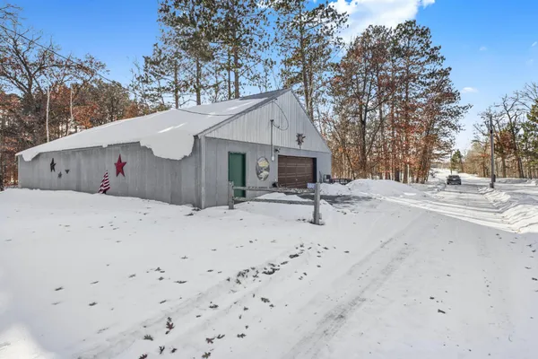 $694,900 | 38071 248th Street, Hillman, MN 56338