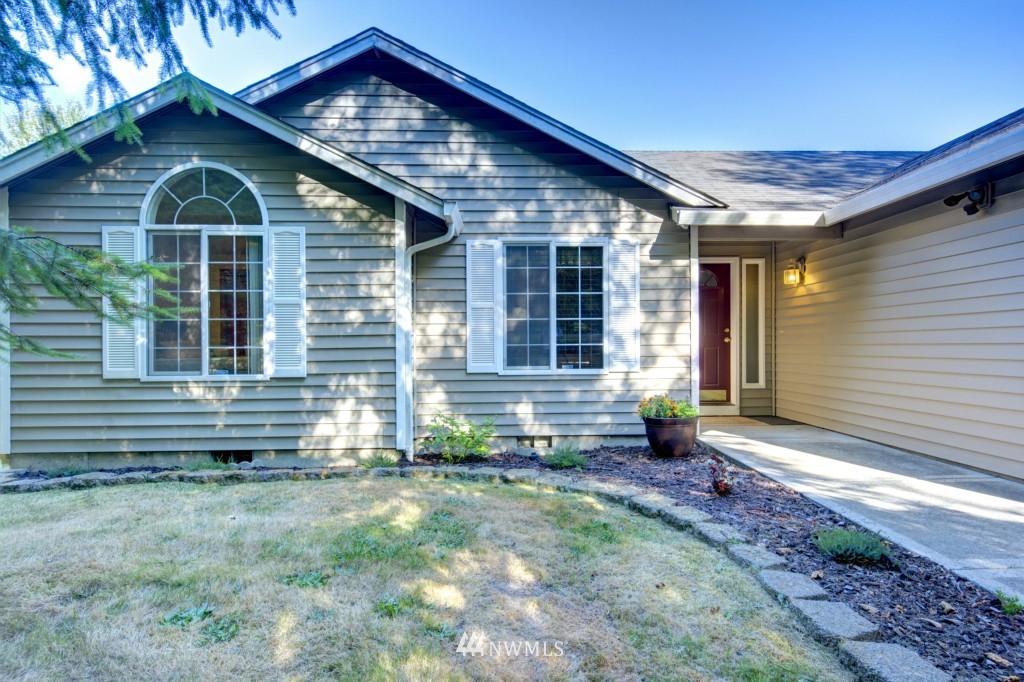 146 Easy Street Road Silverlake, WA 98645 - Photo 1 of 25 Gallery Image 1