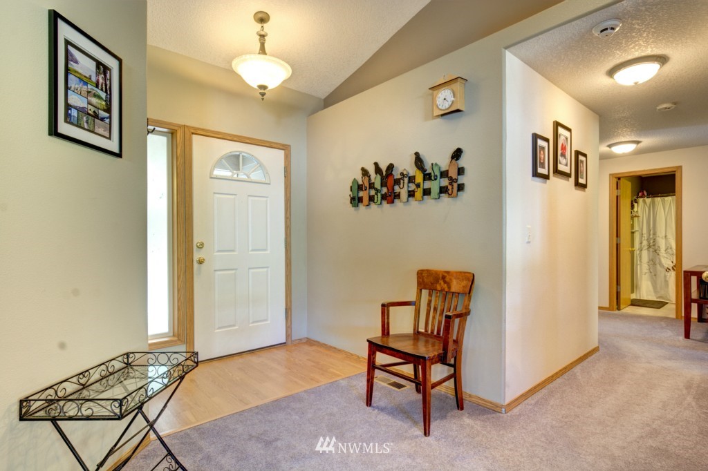 146 Easy Street Road Silverlake, WA 98645 - Photo 2 of 25 Gallery Image 2