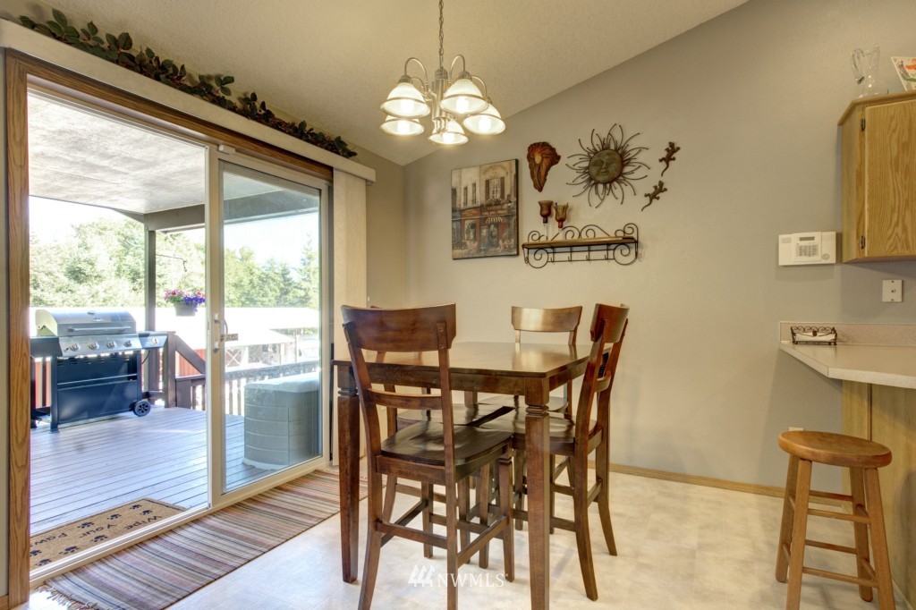 146 Easy Street Road Silverlake, WA 98645 - Photo 5 of 25 Gallery Image 5