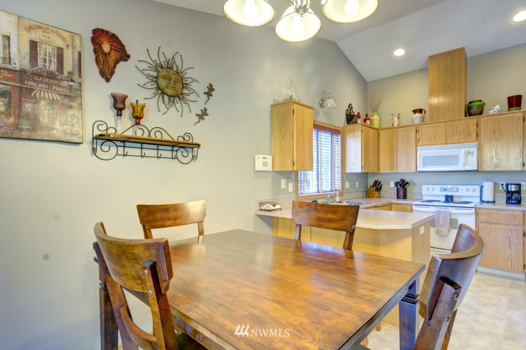 146 Easy Street Road Silverlake, WA 98645 - Photo 6 of 25 Gallery Image 6