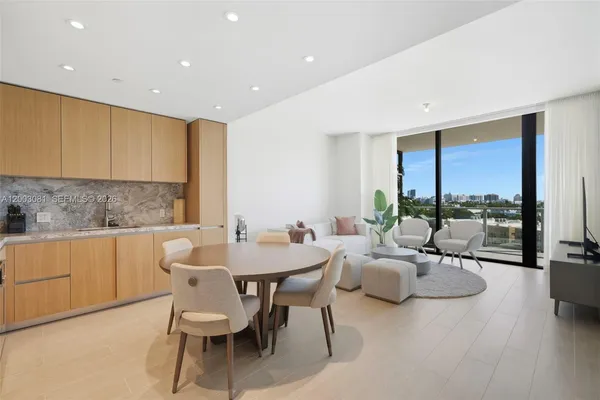 $7,500 | 500 Alton Road, Unit 808, Miami Beach, FL 33139