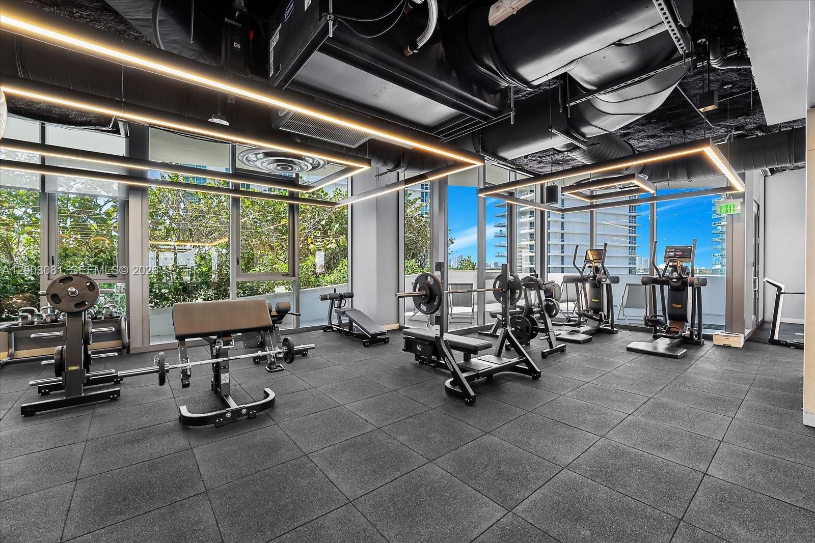 500 Alton Road, Unit 808 Miami Beach, FL 33139 - Photo 9 of 10
