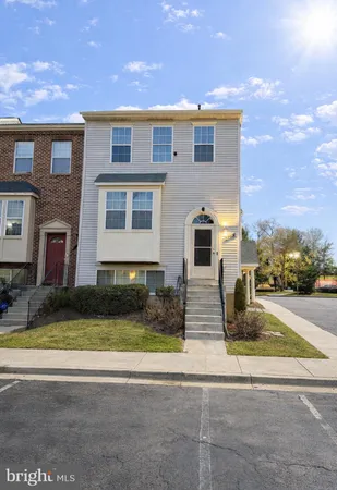 $305,000 | 3727 Wilkinson Drive, Unit 402, Suitland, MD 20746