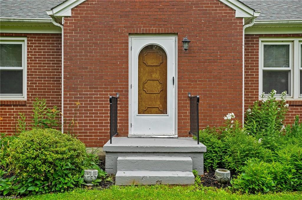 3181 Mosco Road Axton, VA 24054 - Photo 6 of 48