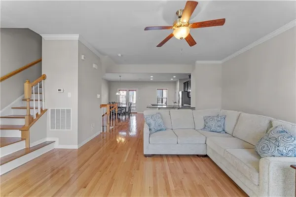 $2,800 | 410 Fairmont Drive, Warrendale, PA 15086