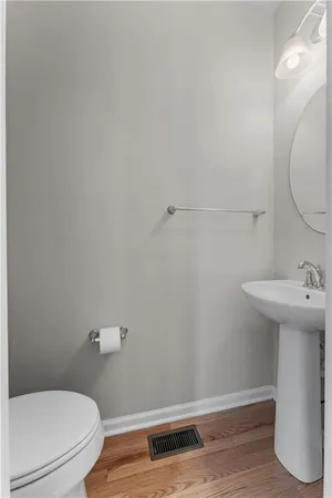 $2,800 | 410 Fairmont Drive, Warrendale, PA 15086