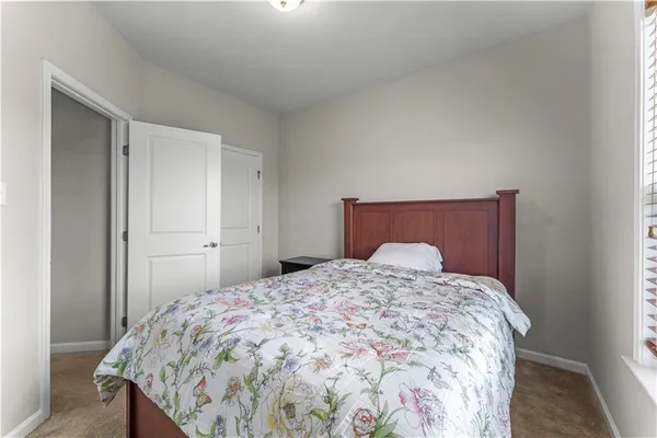 $2,800 | 410 Fairmont Drive, Warrendale, PA 15086