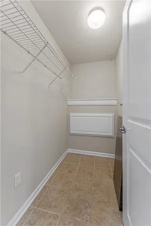 $2,800 | 410 Fairmont Drive, Warrendale, PA 15086