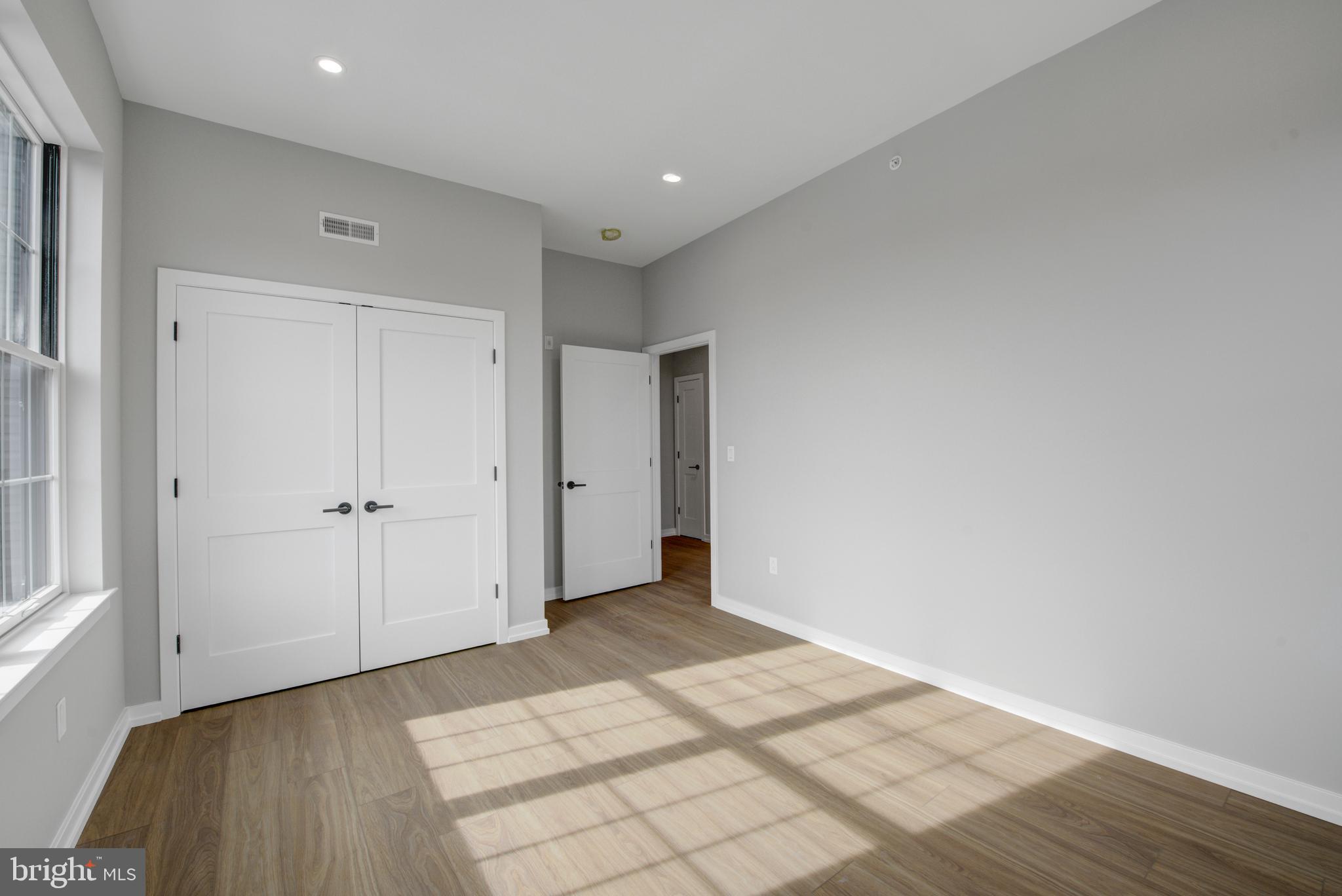 2445 Innovator Way, Unit 4I Philadelphia, PA 19146 - Photo 8 of 12 a view of an empty room