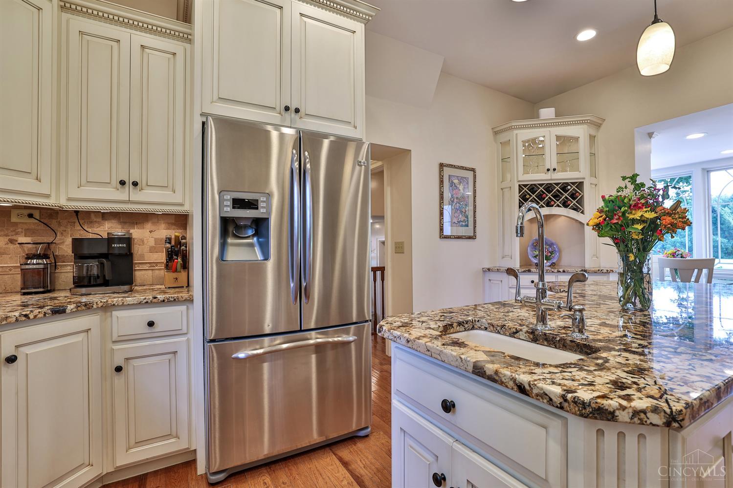 4521 Hamilton Cleves Road Hamilton, OH 45013 - Photo 23 of 96