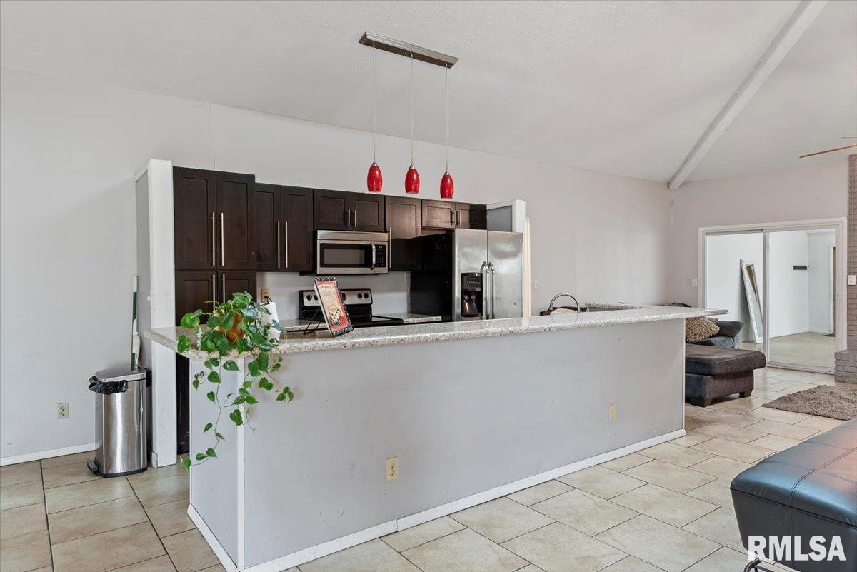 136 Pinehurst Drive Springfield, IL 62704 - Photo 7 of 30 Gallery Image 7