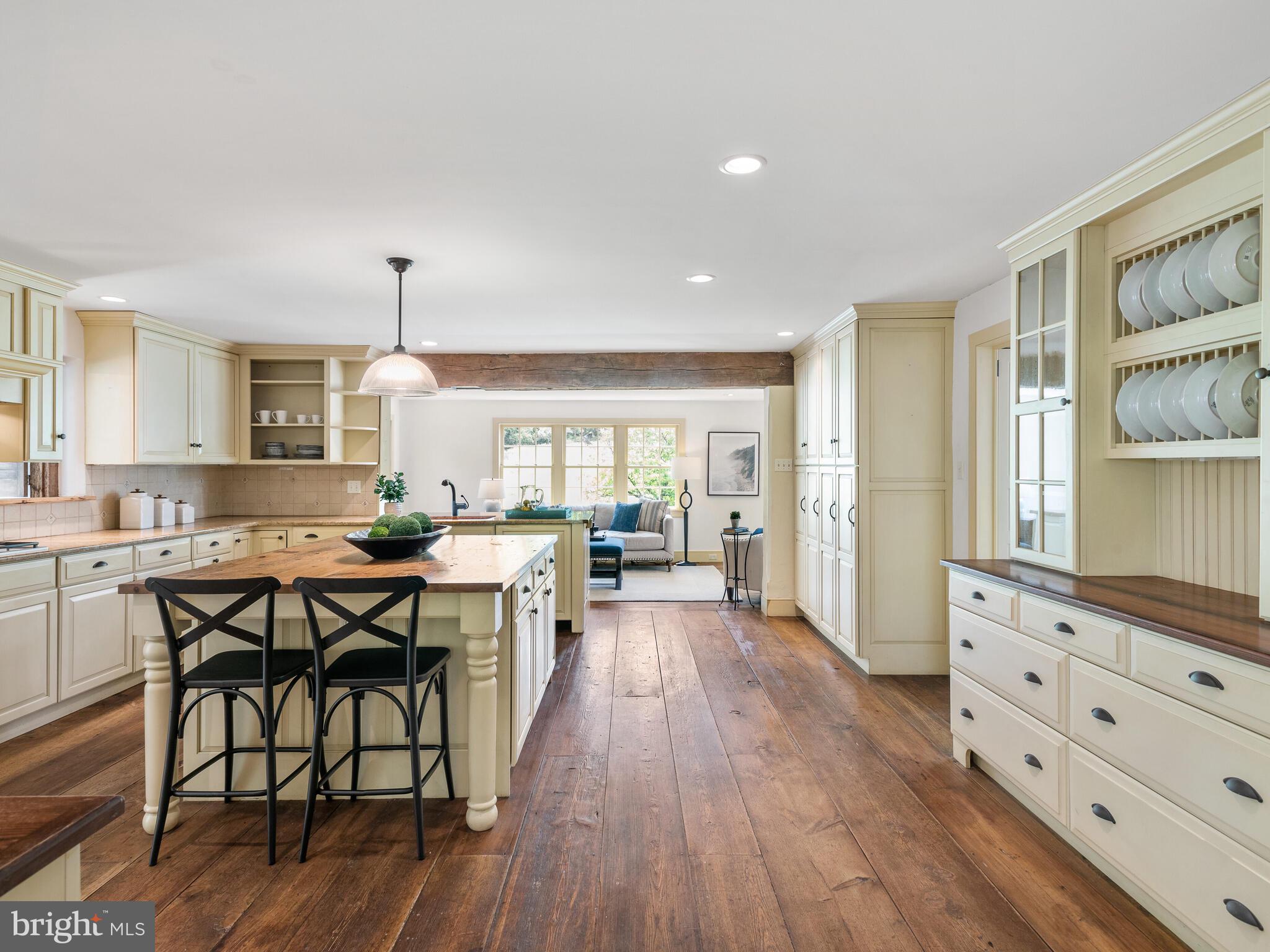 9 Marlborough Road Newtown Square, PA 19073 - Photo 20 of 83 Country Kitchen Opens to Family & Breakfast Rms