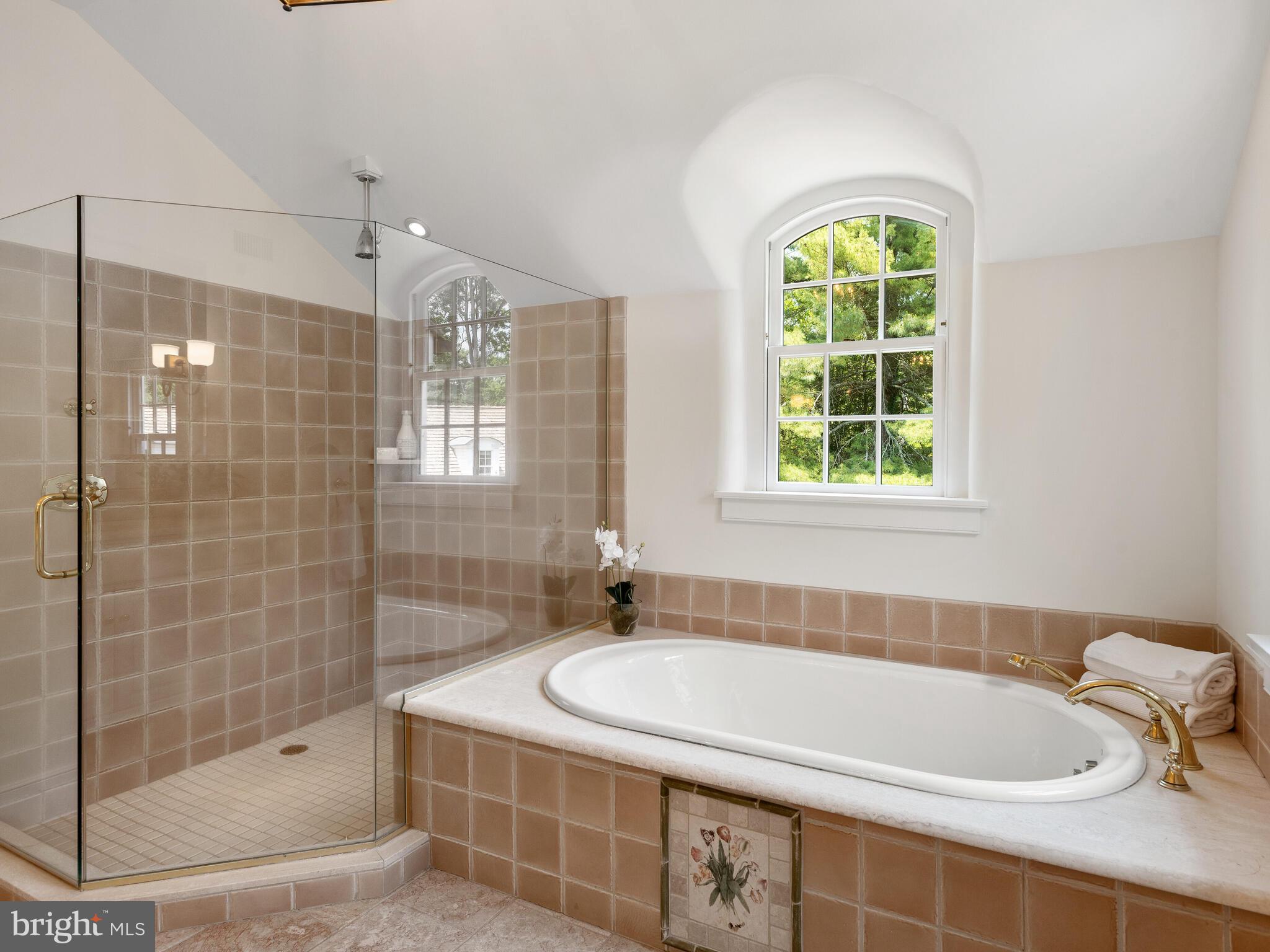 9 Marlborough Road Newtown Square, PA 19073 - Photo 44 of 83 Primary Bath