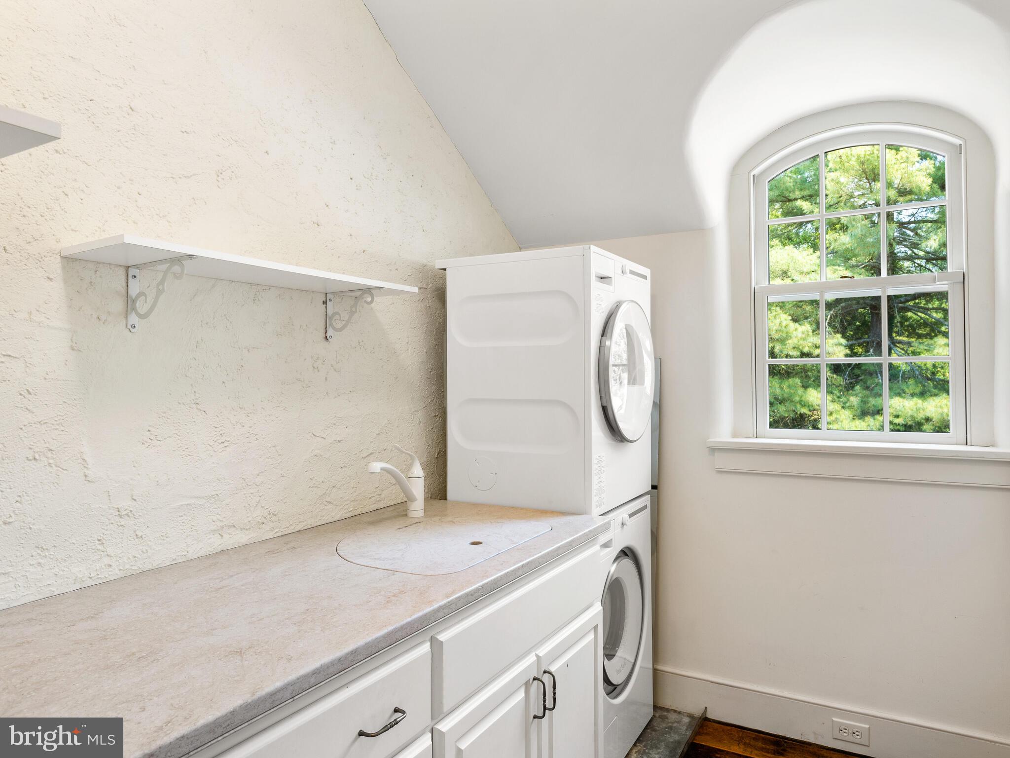 9 Marlborough Road Newtown Square, PA 19073 - Photo 46 of 83 2nd Floor Laundry Rm w/2 Large Linen Closets
