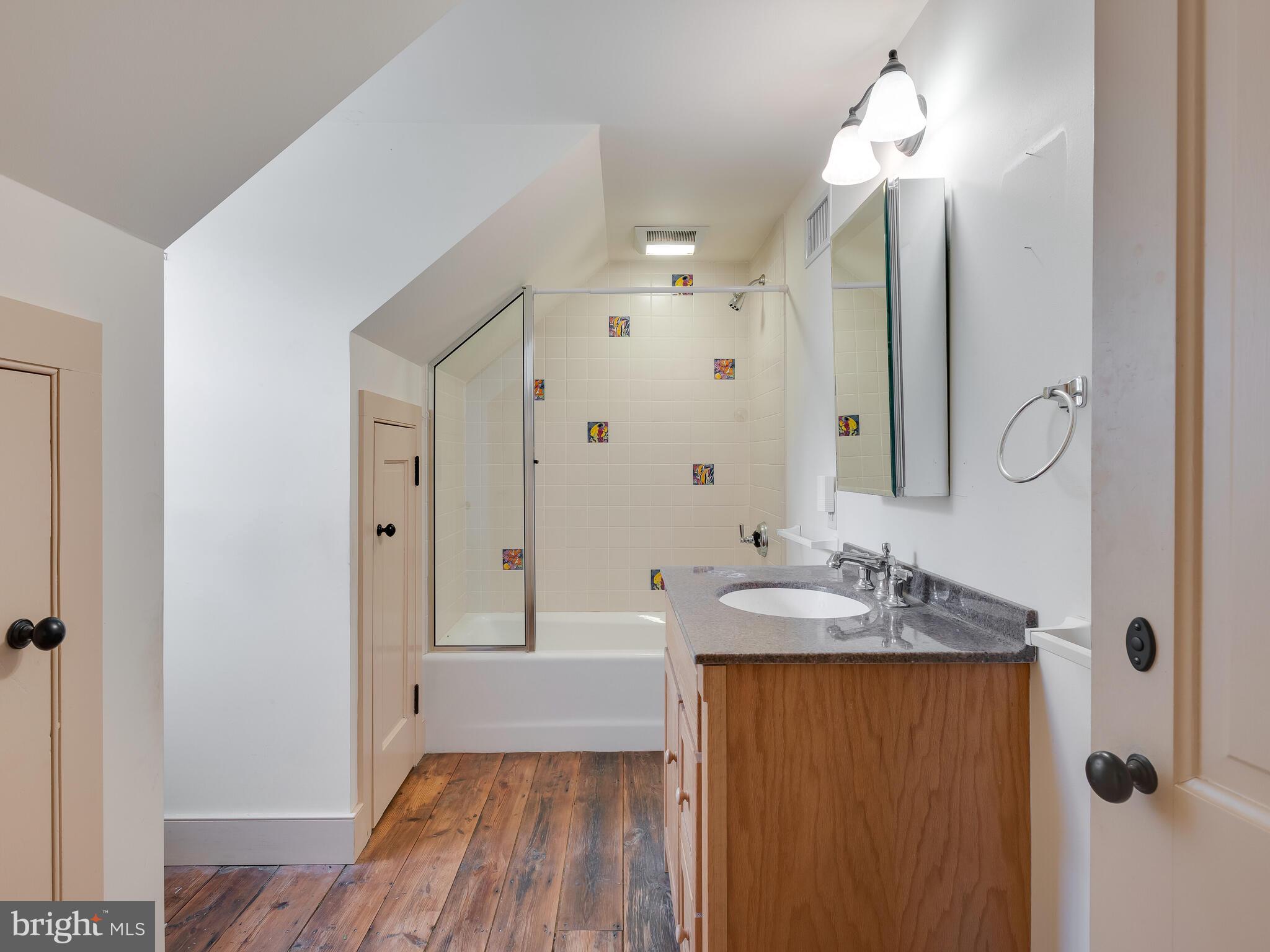 9 Marlborough Road Newtown Square, PA 19073 - Photo 77 of 83 Full Bath in Apt Over Garage