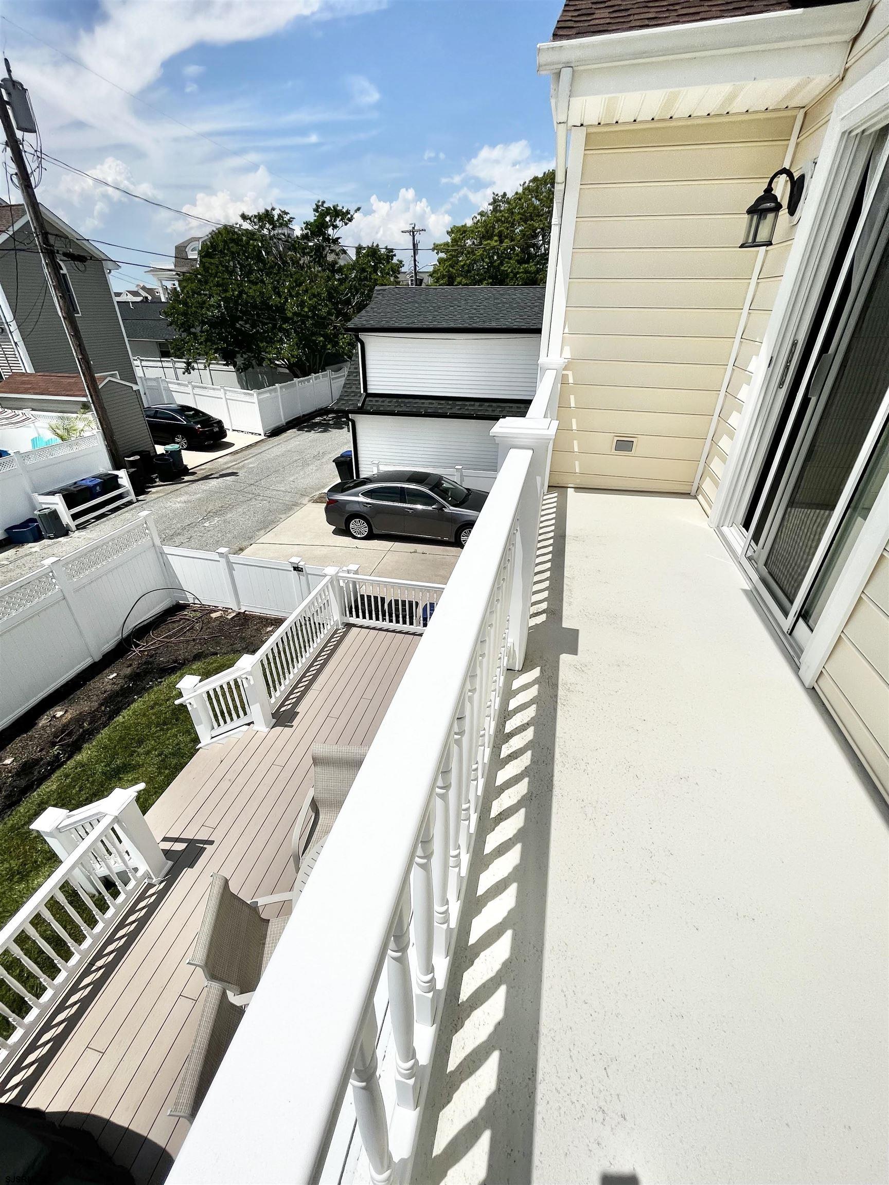 38 Walnut Road Ocean City, NJ 08226 - Photo 20 of 37 a view of a balcony with furniture