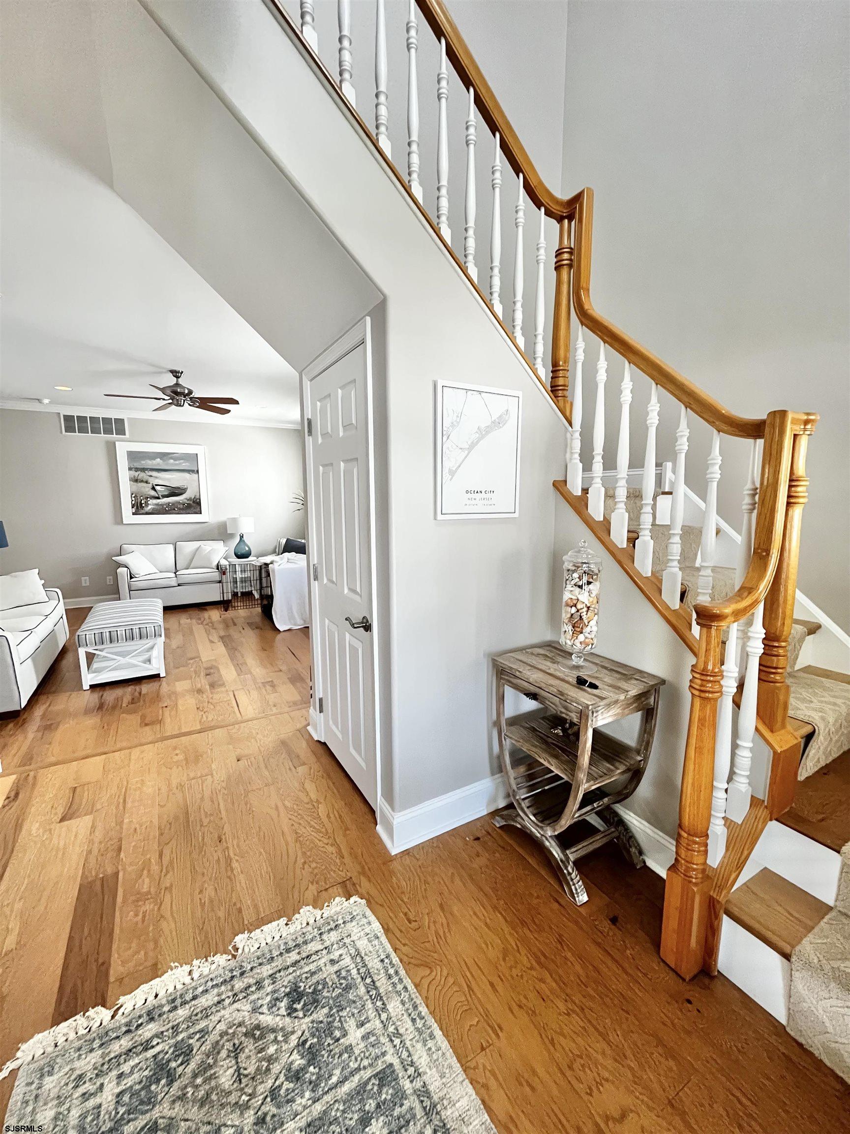 38 Walnut Road Ocean City, NJ 08226 - Photo 3 of 37 a room with wooden floor and furniture