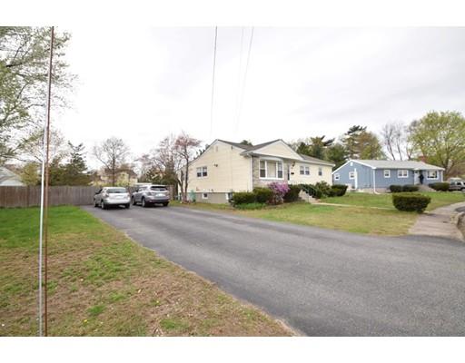 19 Michael Road Randolph, MA 02368 - Photo 4 of 30 Gallery Image 4