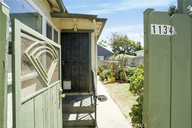 a view of a entryway