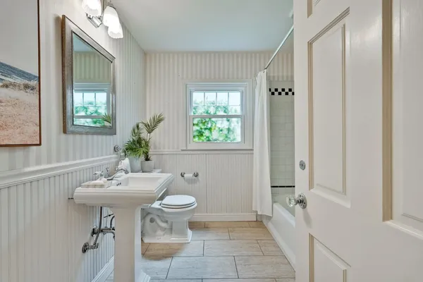 $1,248,000 | 18640 Sandy Road, Castro Valley, CA 94546