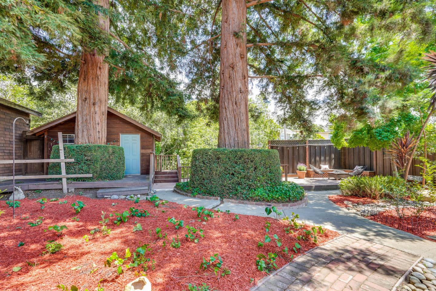 18640 Sandy Road Castro Valley, CA 94546 - Photo 20 of 26 Gallery Image 20