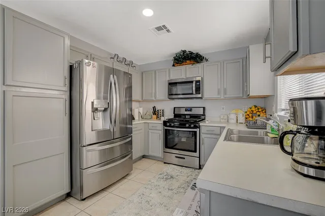 $2,495 | 9611 Sage Sparrow Avenue, Las Vegas, NV 89148