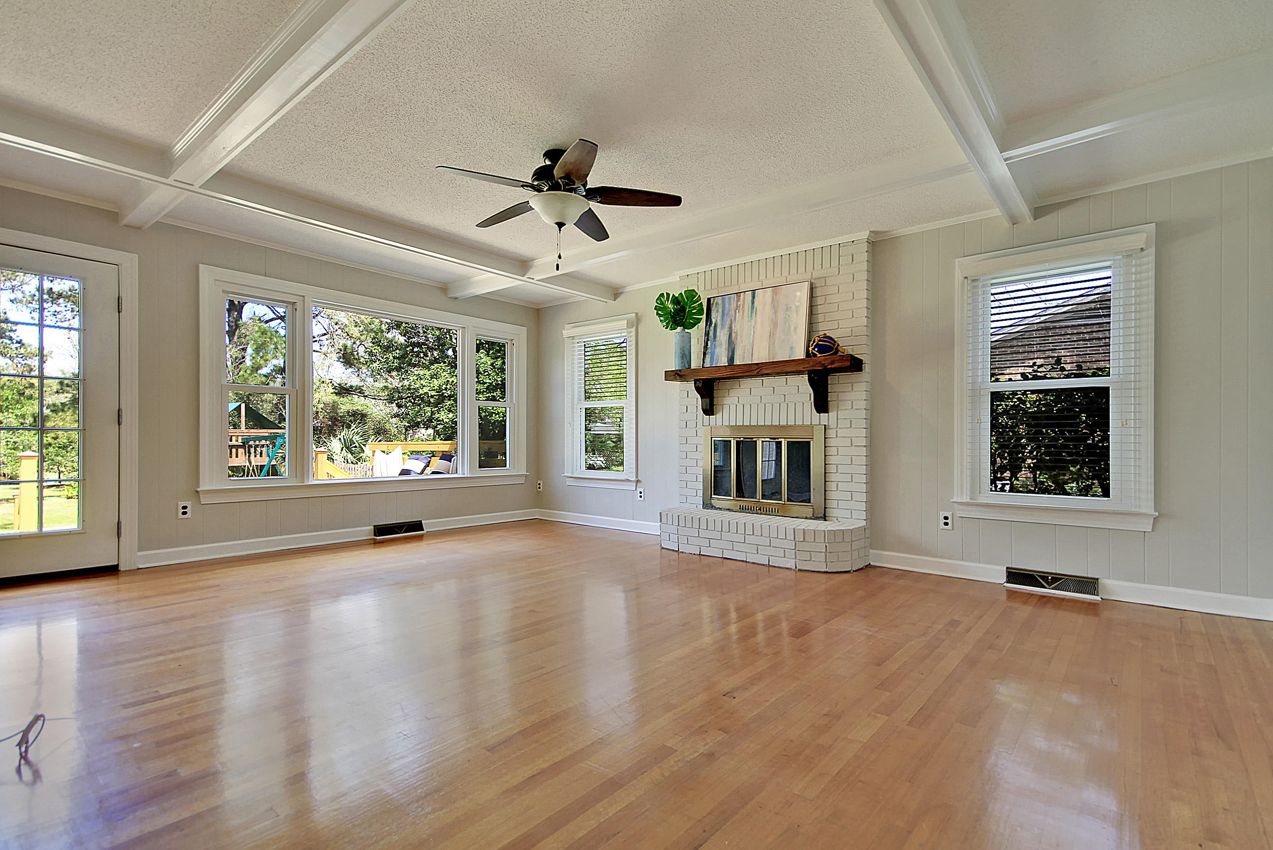 1288 South Barksdale Road Mount Pleasant, SC 29464 - Photo 3 of 42 Family Room
