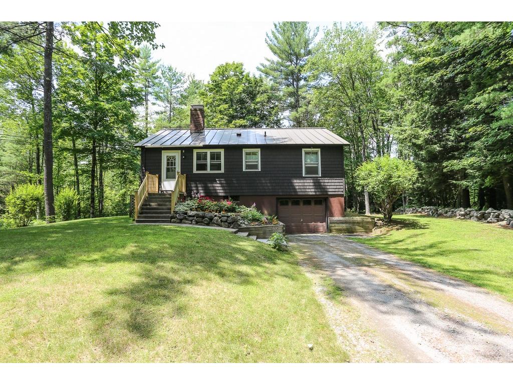 465 Center Road Bradford, NH 03221 - Photo 3 of 16