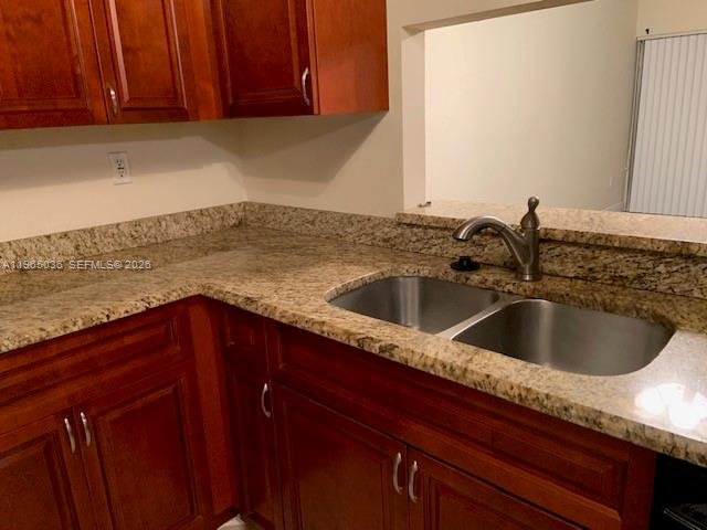 731 North Pine Island Road, Unit 305 Plantation, FL 33324 - Photo 14 of 23