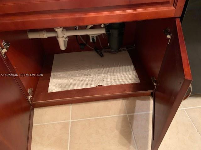 731 North Pine Island Road, Unit 305 Plantation, FL 33324 - Photo 15 of 23