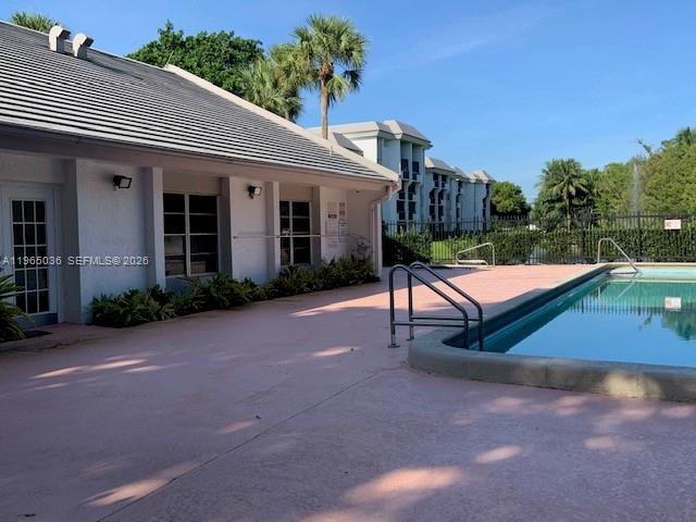 731 North Pine Island Road, Unit 305 Plantation, FL 33324 - Photo 6 of 23