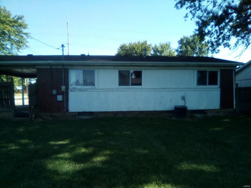 1202 West Pontoon Road Granite City, IL 62040 - Photo 13 of 14 Gallery Image 13
