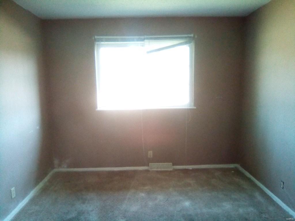 1202 West Pontoon Road Granite City, IL 62040 - Photo 8 of 14 Gallery Image 8