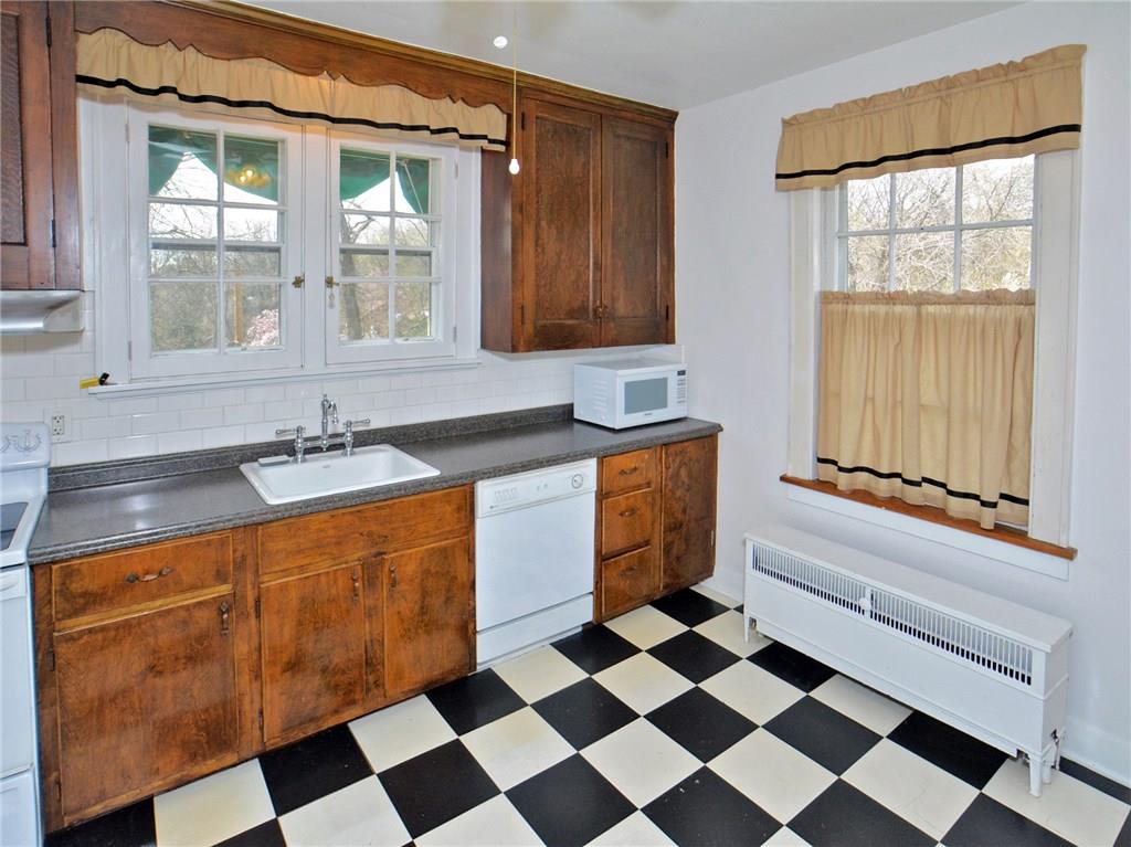 11314 Frankstown Road Pittsburgh, PA 15235 - Photo 2 of 23 Gallery Image 2