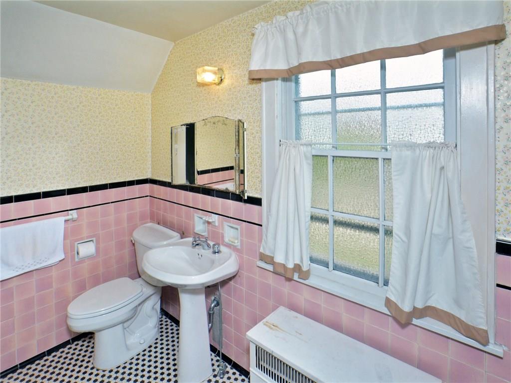 11314 Frankstown Road Pittsburgh, PA 15235 - Photo 20 of 23 Gallery Image 20