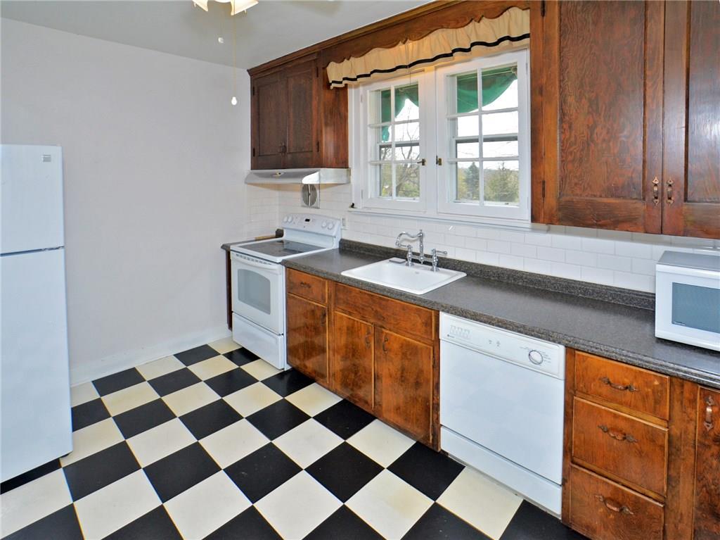 11314 Frankstown Road Pittsburgh, PA 15235 - Photo 5 of 23 Gallery Image 5