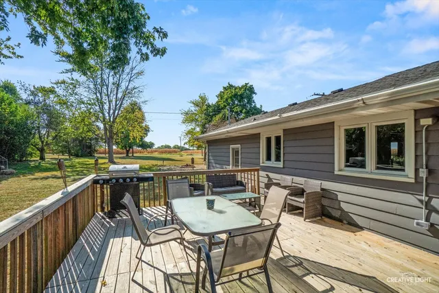 $285,000 | 2802 North 3501st Road, Seneca, IL 61360