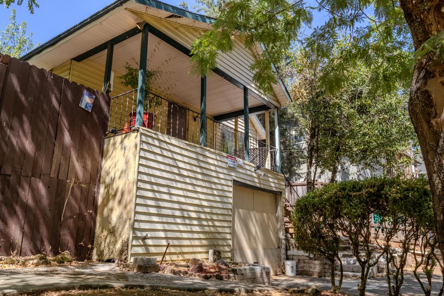 2896 Clay Street Placerville, CA 95667 - Photo 31 of 38 a view of a house with a yard