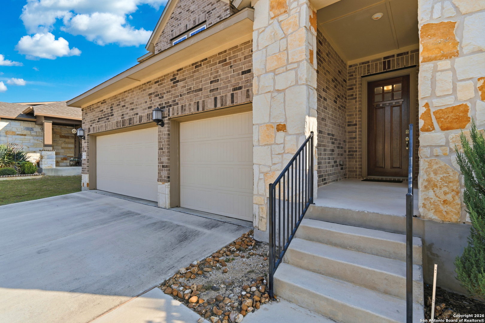 8334 Two Winds San Antonio, TX 78255 - Photo 24 of 39 a view of entryway